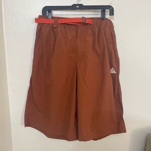Nike ACG  Oversized Fit Brown Shorts HJ2887-245 size M